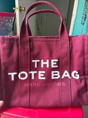 Marc Jacobs Maroon Canvas Tote used